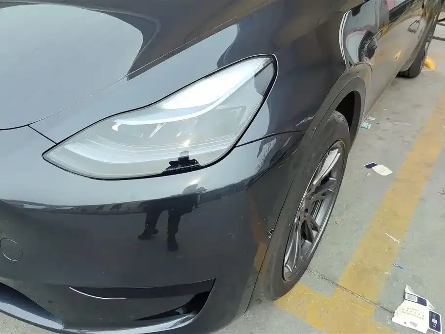 Tesla Model Y — фото 6