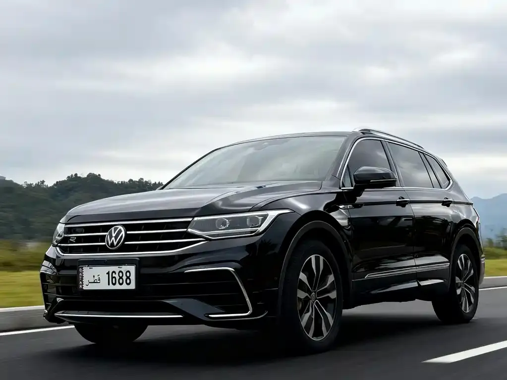 Volkswagen Tiguan L 2023 из CN, фото 1