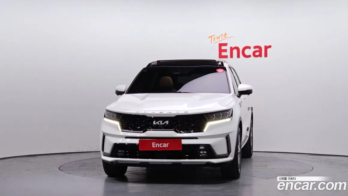 Kia Sorento — фото 9