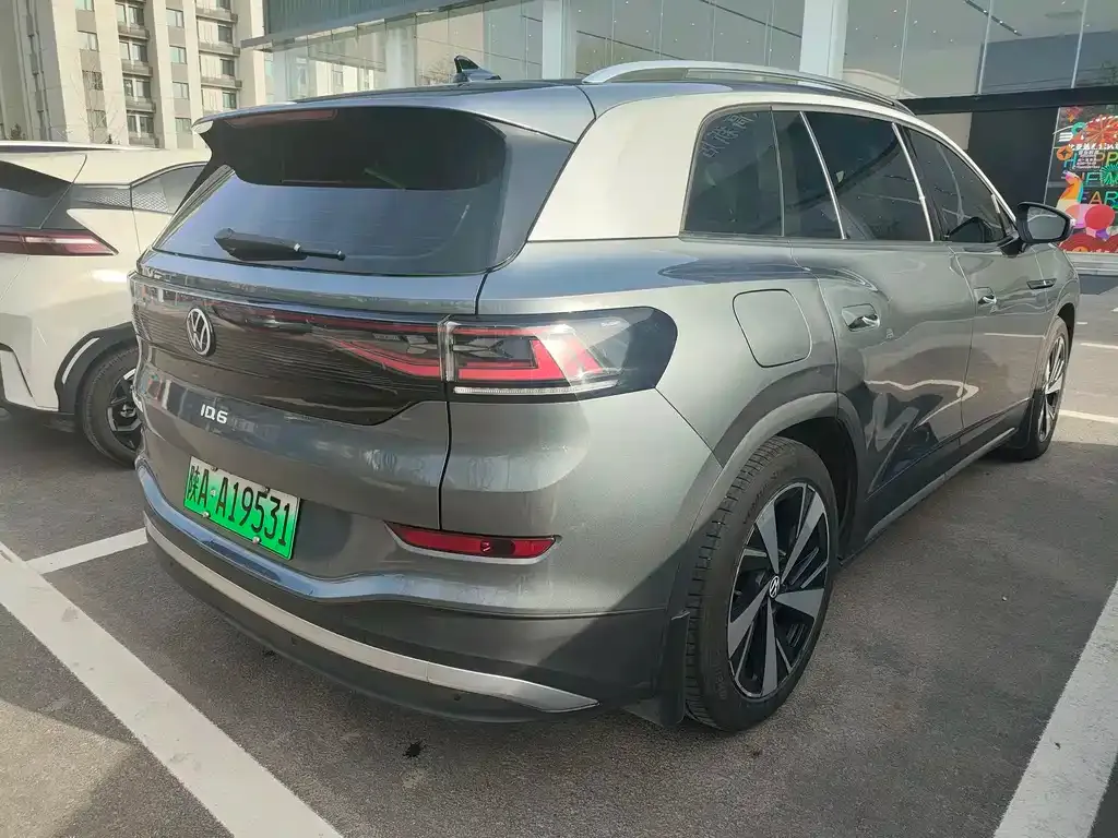 Volkswagen ID.6 X 2023 из CN, фото 9