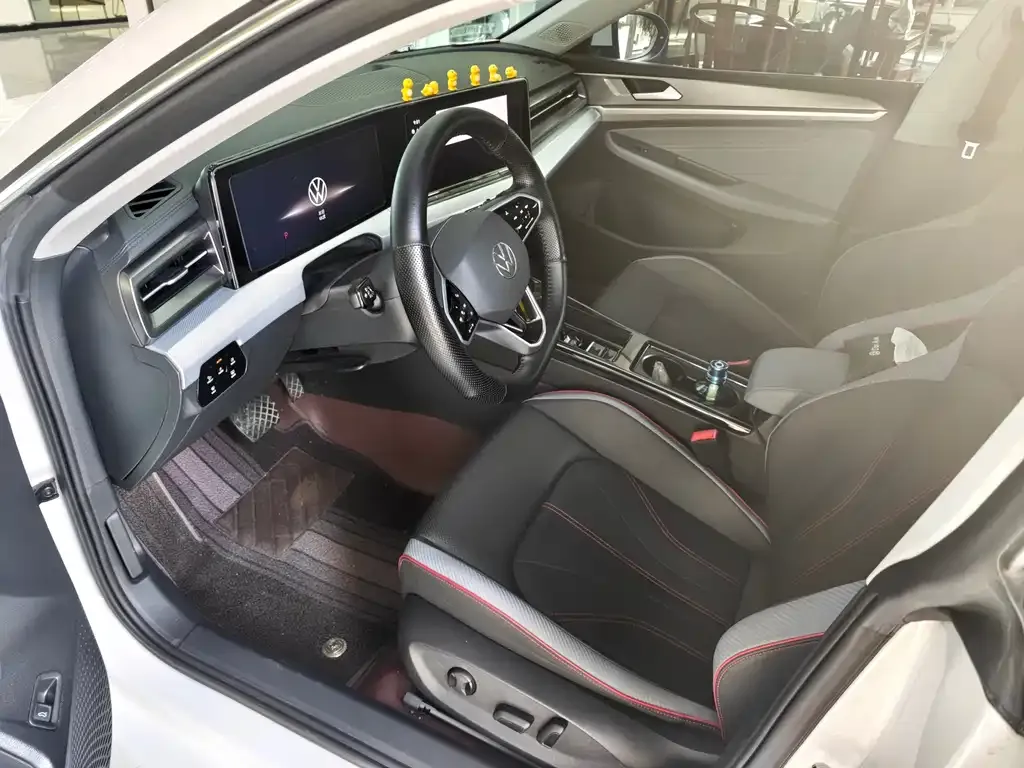 Volkswagen Lamando 2024 из CN, фото 3
