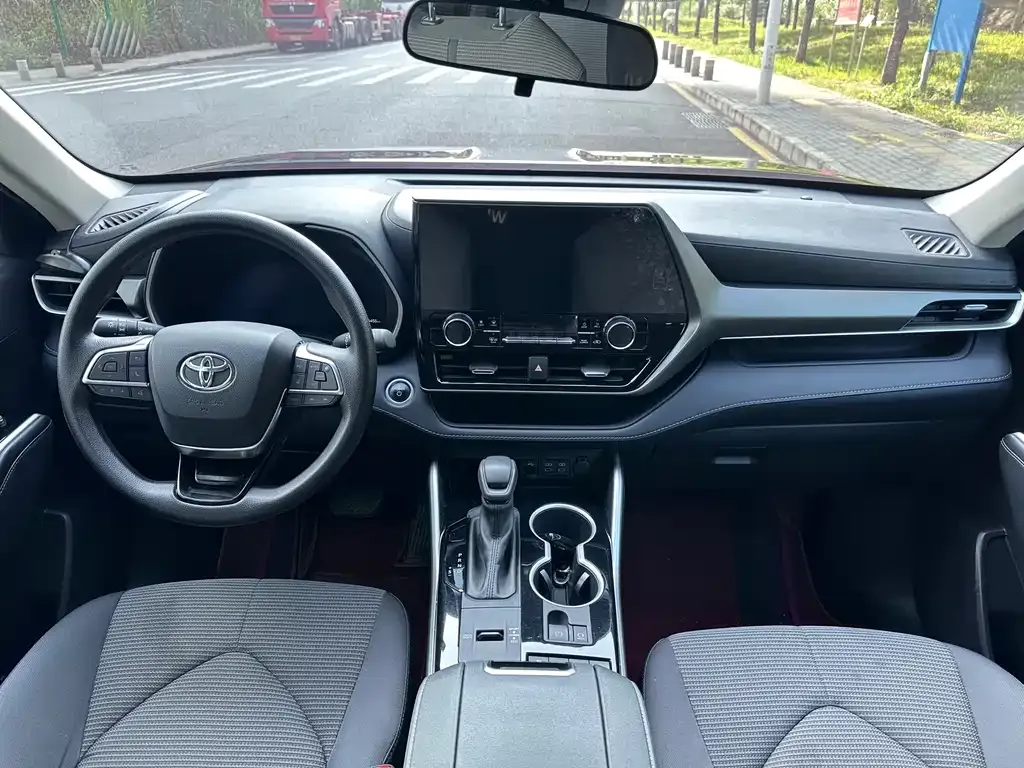 Toyota Highlander 2024 из CN, фото 3