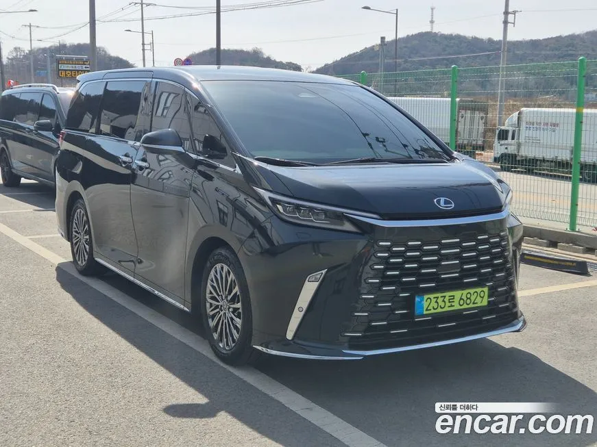 Lexus LM 2025 из KR, фото 4