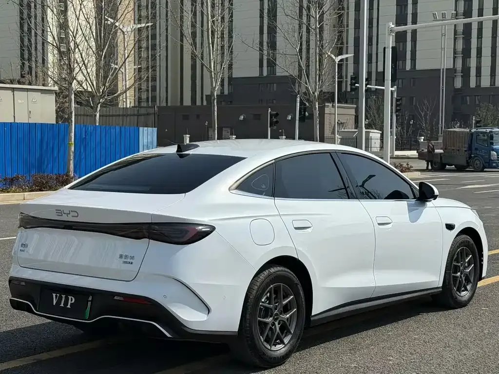 BYD Seal 06 — фото 8