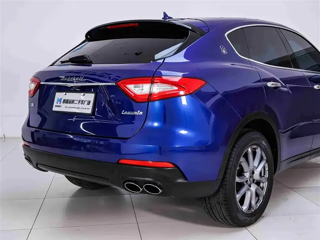 Maserati Levante — фото 6