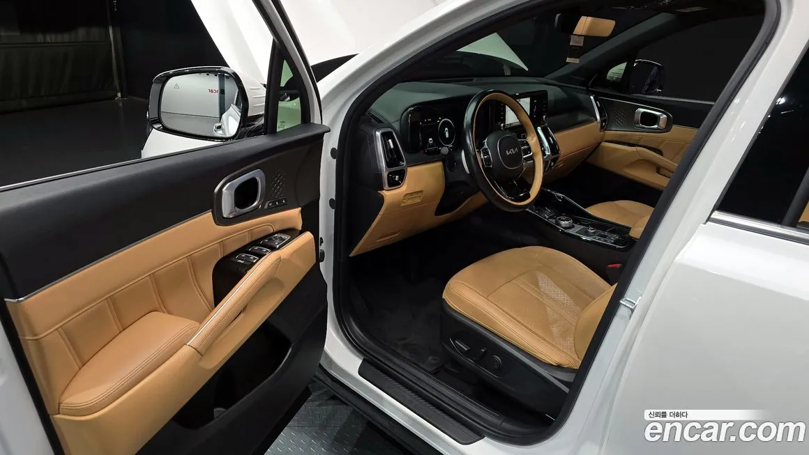 Kia Sorento — фото 8