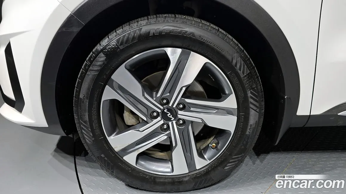 Kia Sorento — фото 4