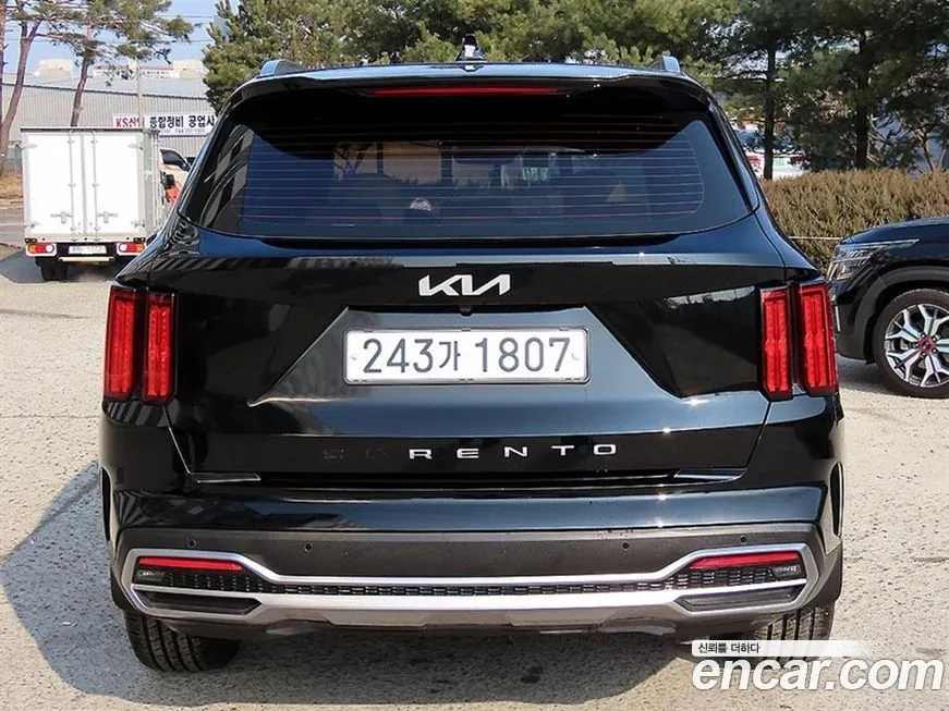Kia Sorento — фото 6