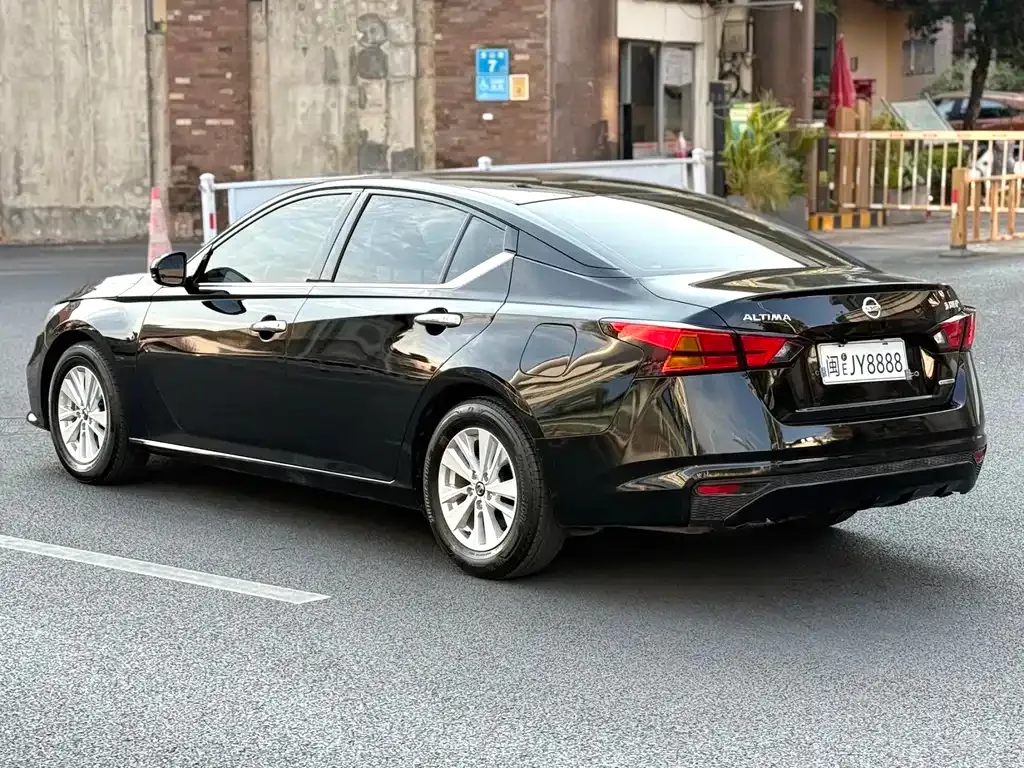 Nissan Teana 2022 из CN, фото 9