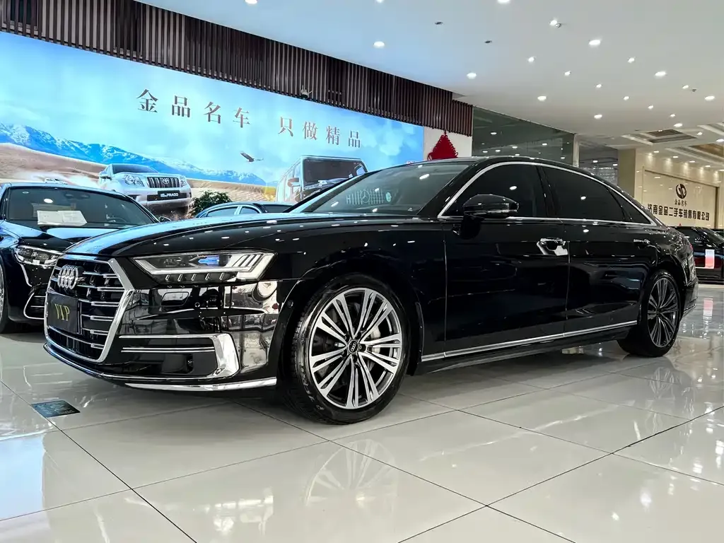 Audi A8 2022 из CN, фото 7