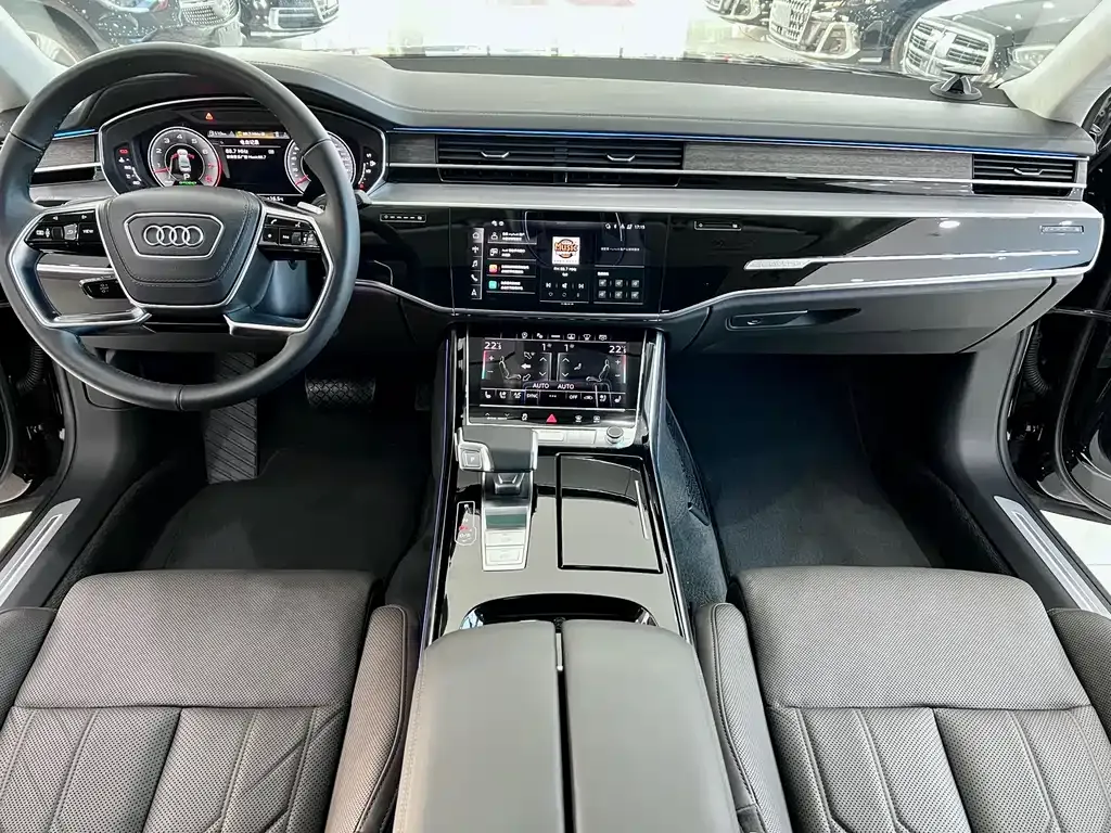 Audi A8 2022 из CN, фото 4