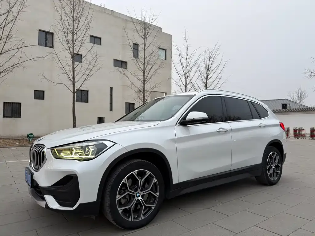 BMW X1 2022 из CN, фото 1