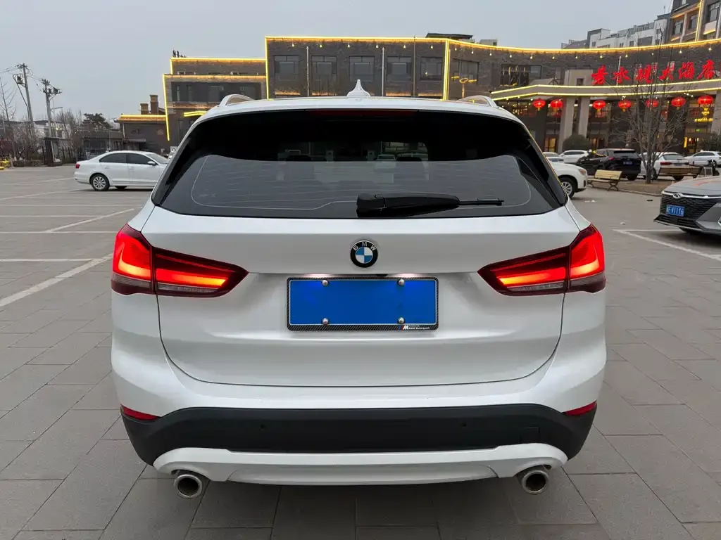 BMW X1 2022 из CN, фото 2