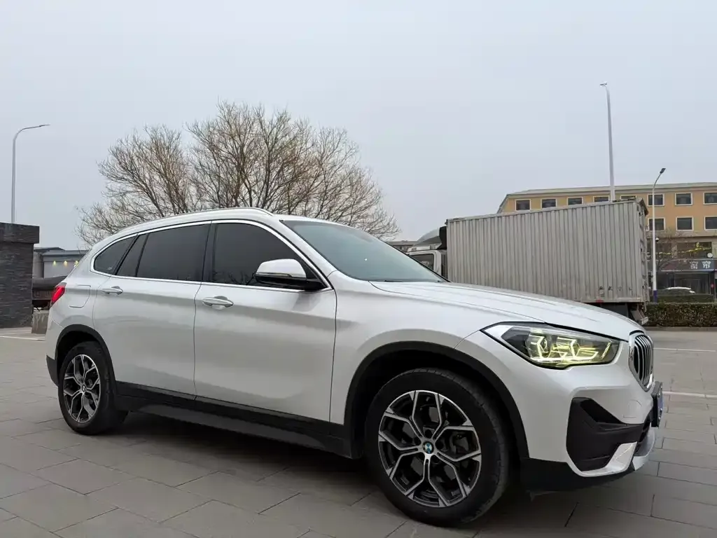 BMW X1 2022 из CN, фото 4