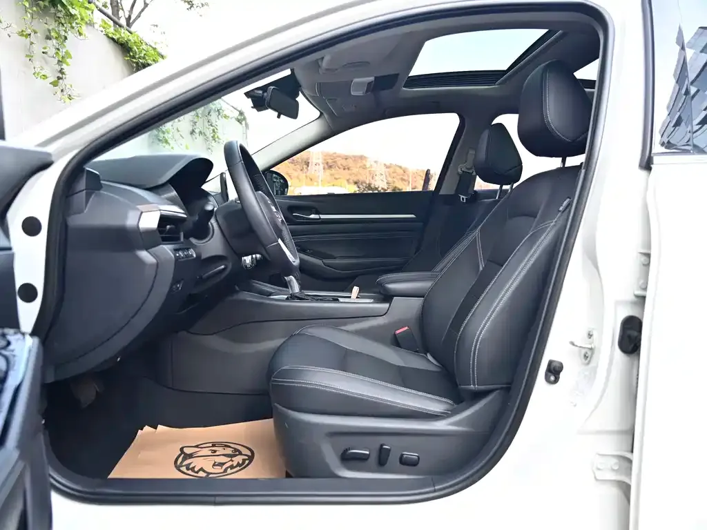 Nissan Teana 2022 из CN, фото 7