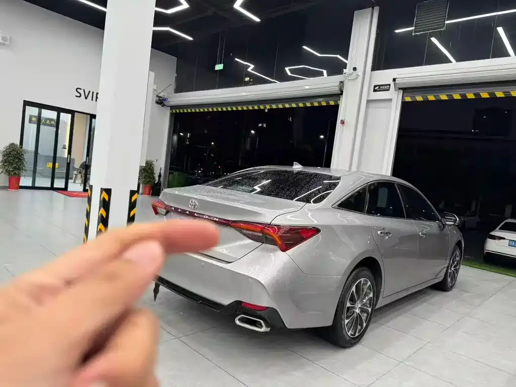 Toyota Avalon 2024 из CN, фото 9