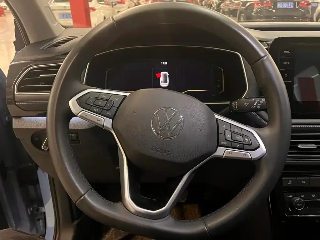 Volkswagen Tharu 2024 из CN, фото 8