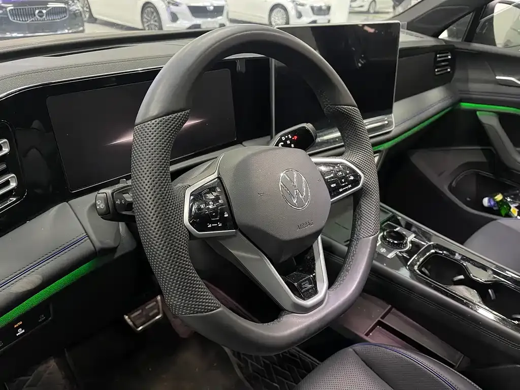 Volkswagen Tiguan L 2024 из CN, фото 6