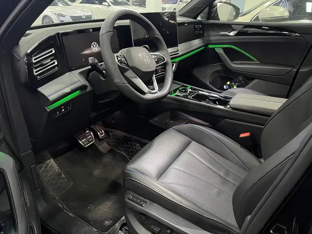 Volkswagen Tiguan L 2024 из CN, фото 4