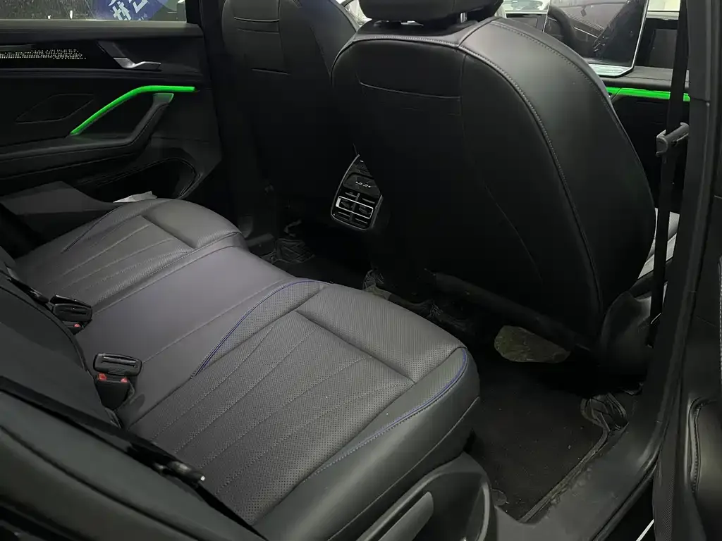 Volkswagen Tiguan L 2024 из CN, фото 7