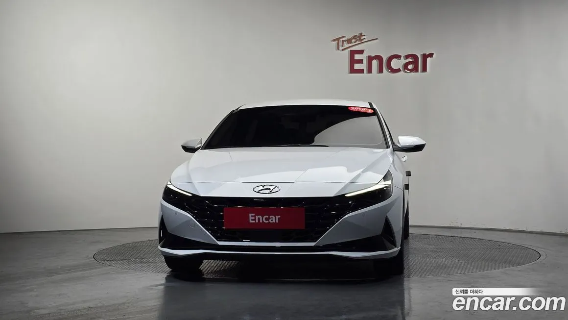 Hyundai AVANTE — фото 2