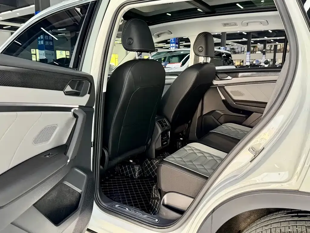 Volkswagen Tayron 2023 из CN, фото 6