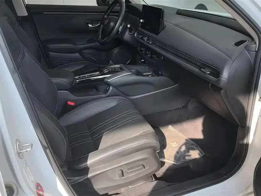 Honda HR-V 2023 из CN, фото 5