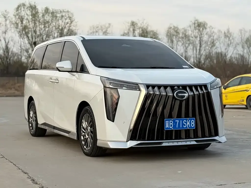 GAC Motor Trumpchi M8 — фото 10
