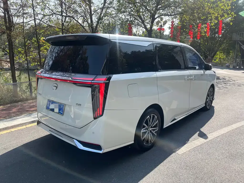 GAC Motor Trumpchi M8 — фото 2