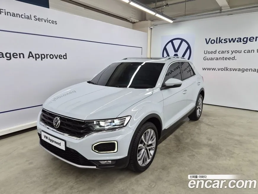Volkswagen T-Roc — фото 1