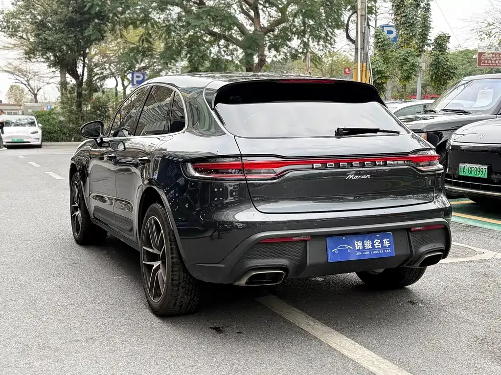 Porsche Macan — фото 7