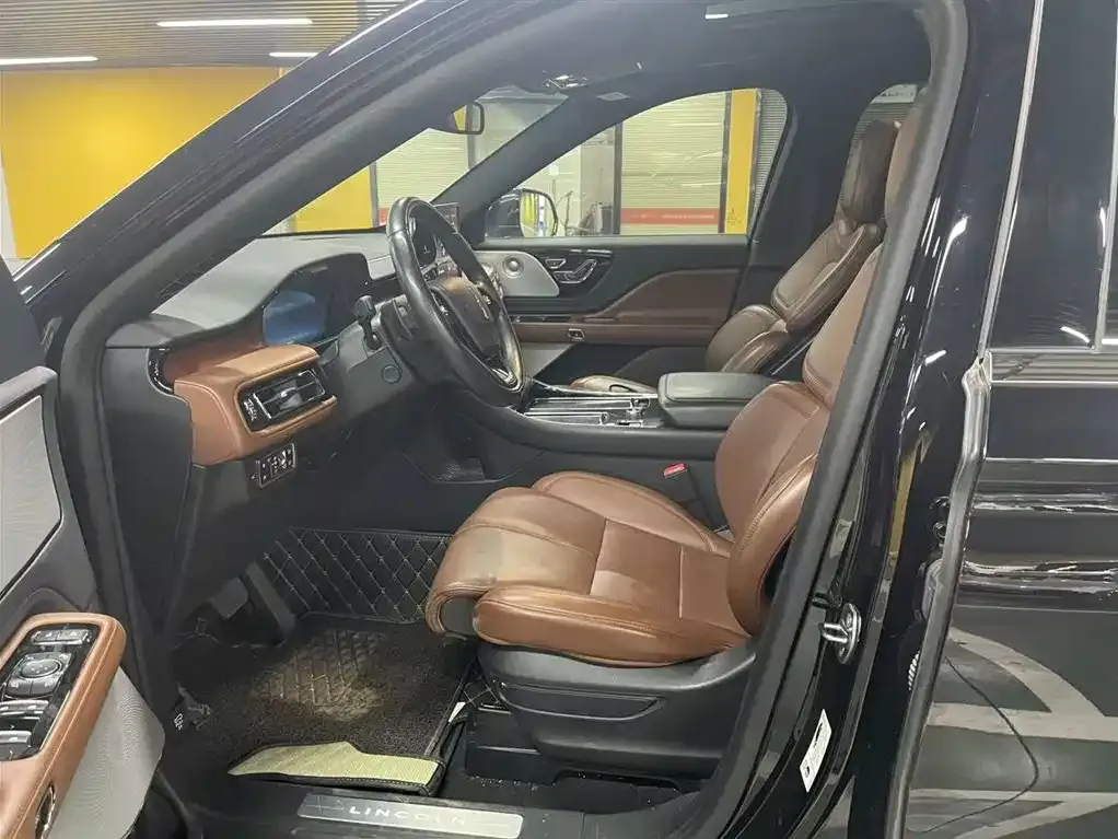 Lincoln Aviator 2021 из CN, фото 8