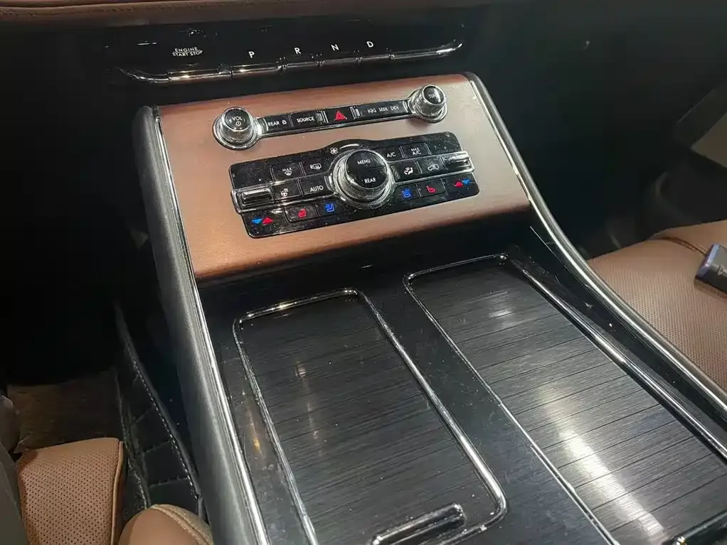 Lincoln Aviator 2021 из CN, фото 5