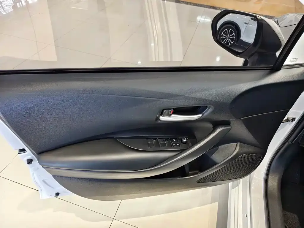 Toyota Corolla 2022 из CN, фото 8