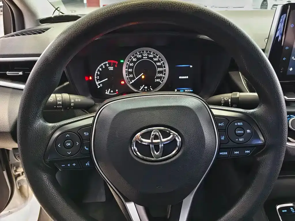 Toyota Corolla 2022 из CN, фото 3