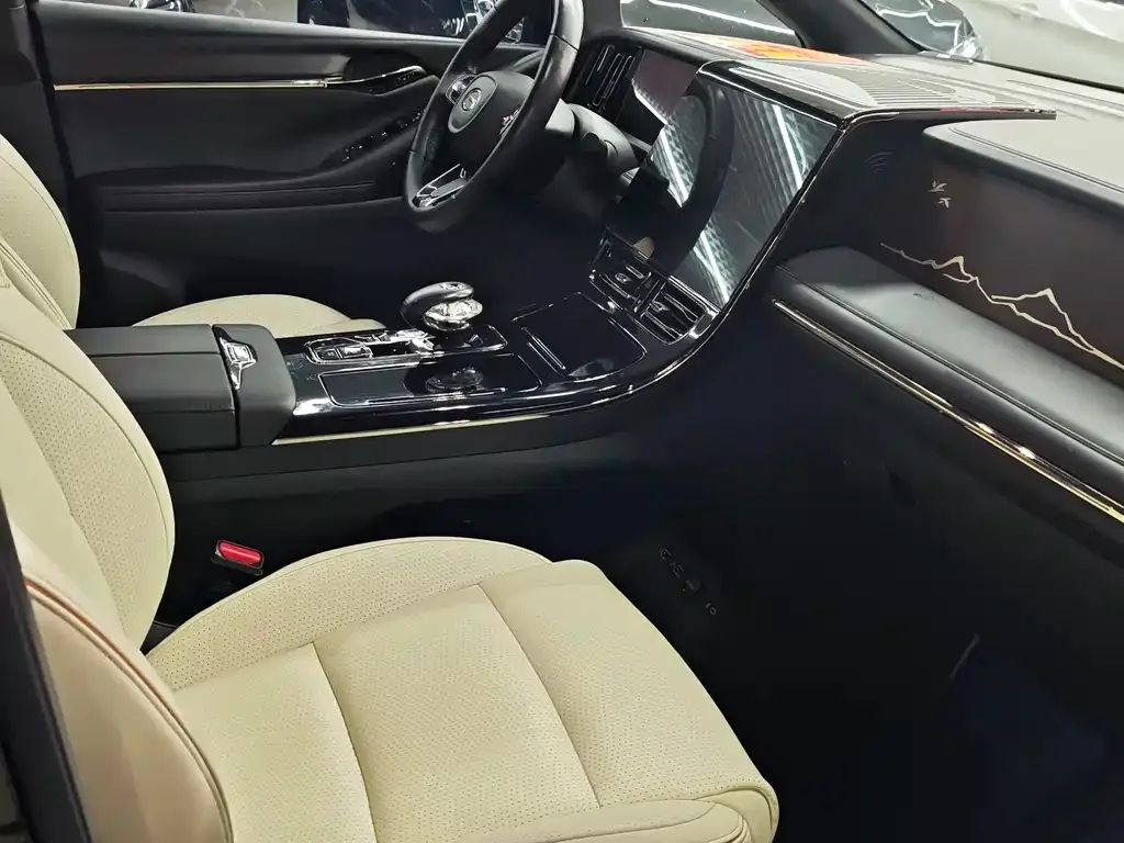 GAC Motor Trumpchi M8 — фото 5