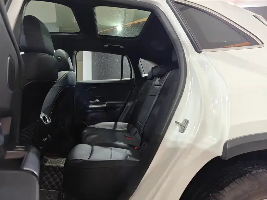 Mercedes-Benz GLA 2024 из CN, фото 5