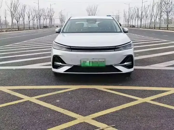 Geely 银河A7 2025 из CN, фото 2