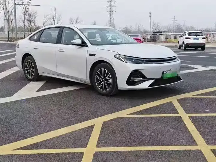 Geely 银河A7 2025 из CN, фото 4