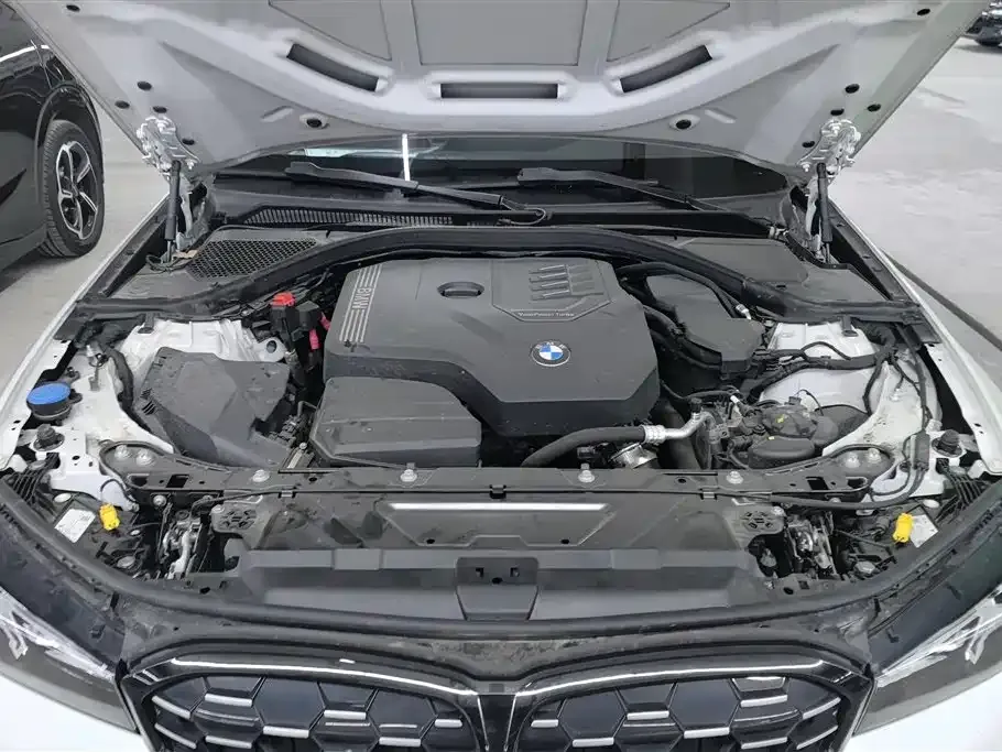 BMW 3 Series 2023 из CN, фото 3