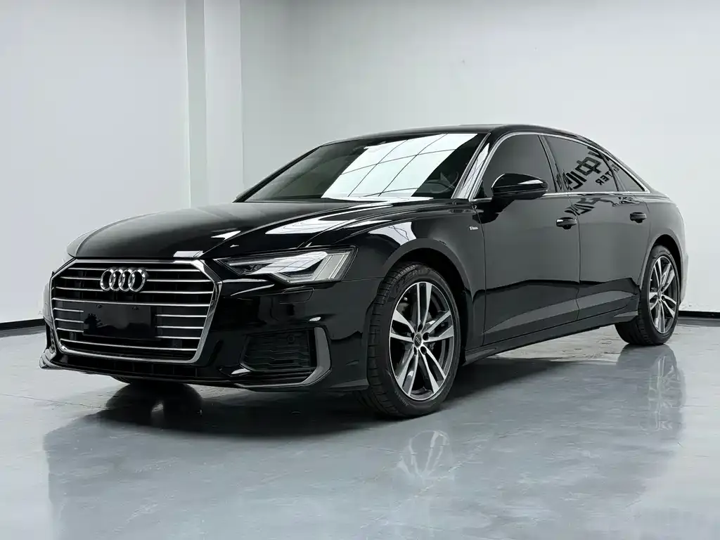 Audi A6L — фото 1