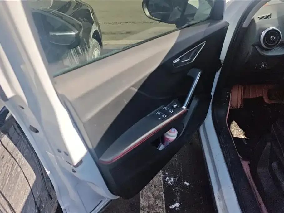 Audi Q2L 2022 из CN, фото 5