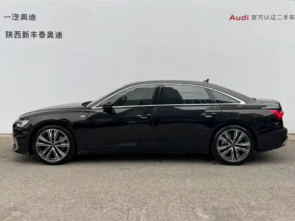 Audi A6L — фото 2