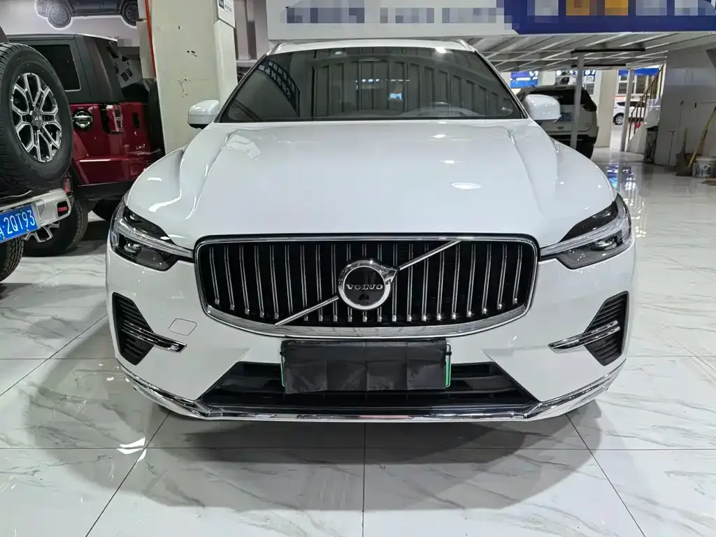 Volvo XC60 PHEV 2022 из CN, фото 6