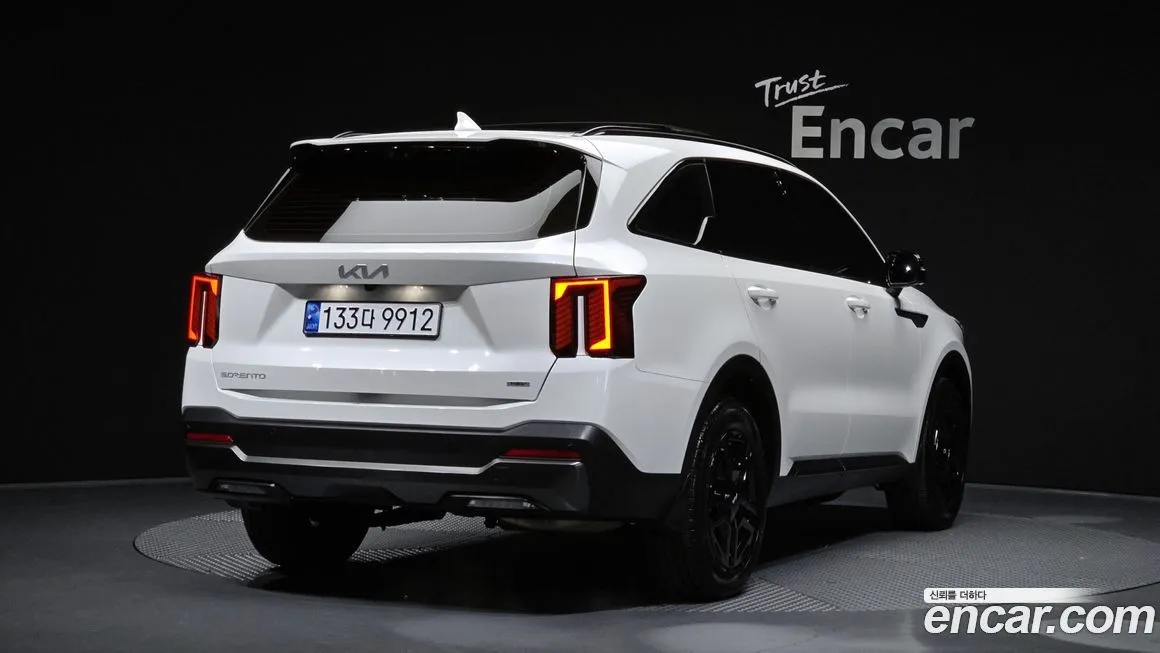 Kia Sorento — фото 8