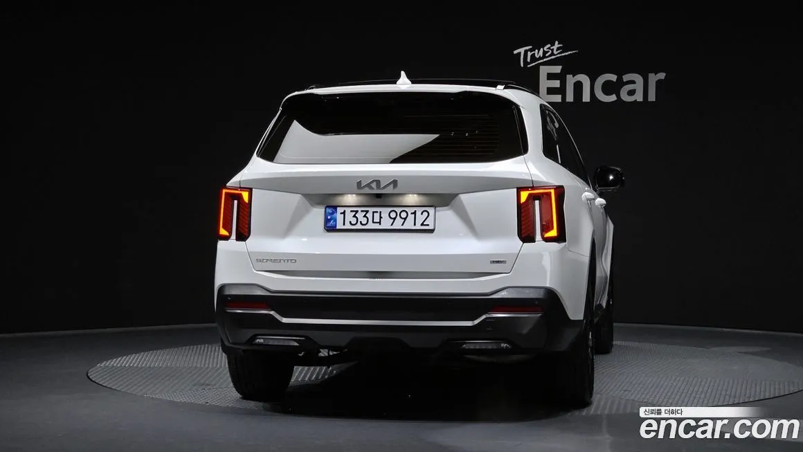 Kia Sorento — фото 7