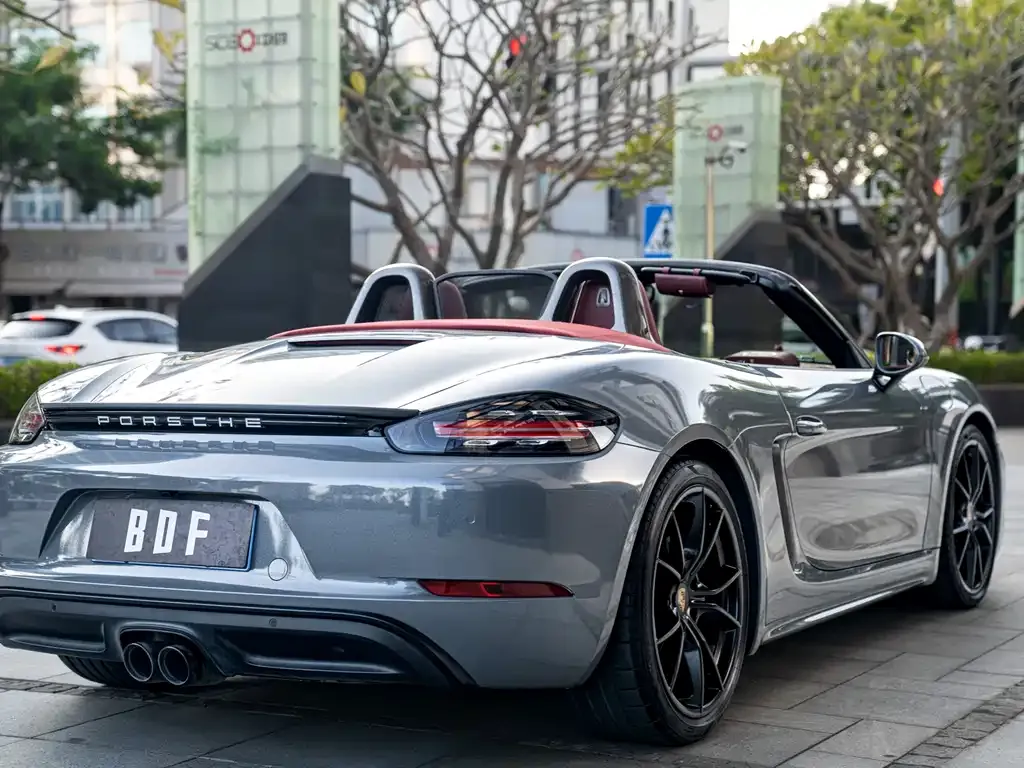 Porsche 718 — фото 5