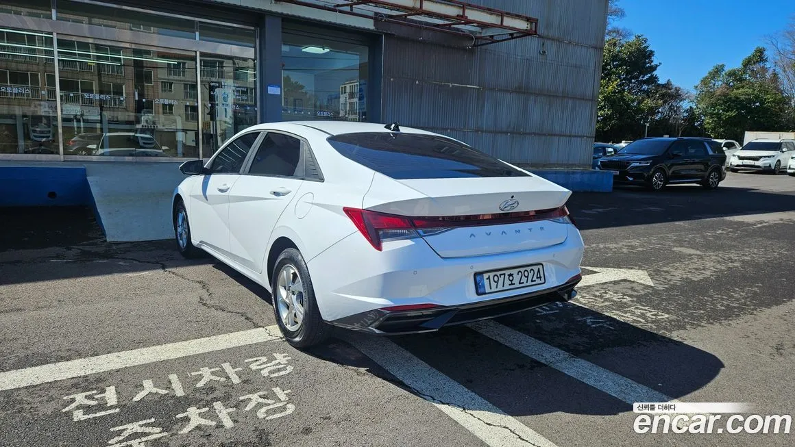 Hyundai AVANTE — фото 7