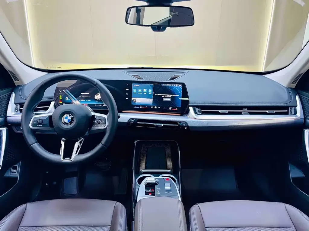 BMW X1 — фото 7