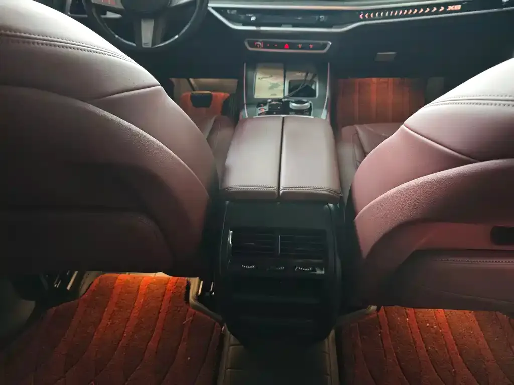 BMW X5 2024 из CN, фото 2
